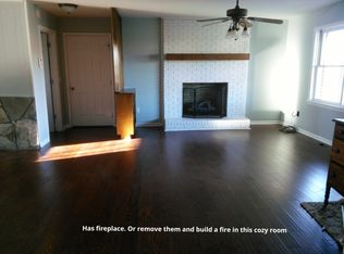 209 Crestwood Dr, Salem, SC 29676