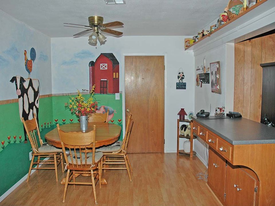 2nd image of 4460 Green Tree Dr