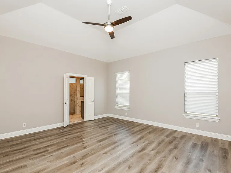 413 Blue Star Ct — Photo 10