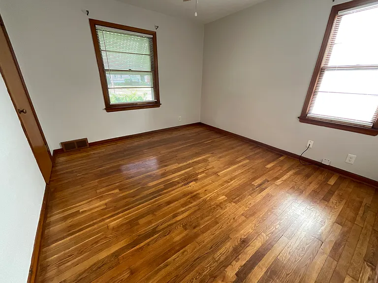 3709 Woodridge Rd — Photo 21