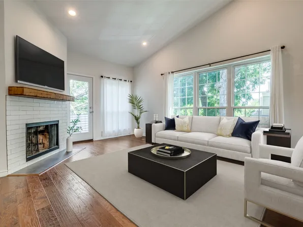 7151 Gaston Ave APT 302, Dallas, TX 75214