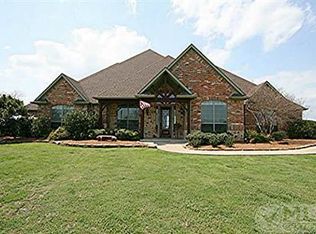 546 Rutherford Rd, Waxahachie, TX 75165