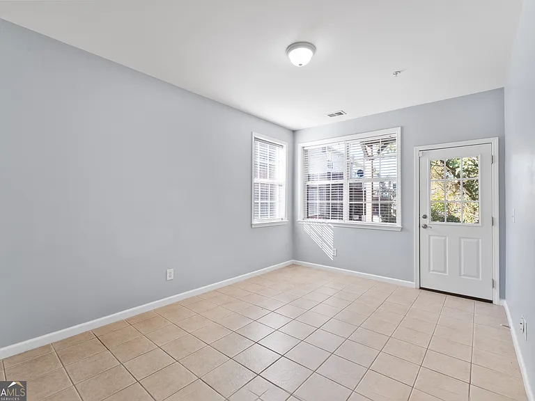 4674 Creekside Villas Way SE — Photo 26