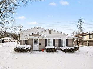 38073 Sherwood St, Westland, MI 48185