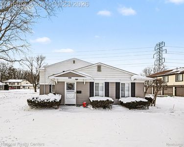 38073 Sherwood St, Westland, MI, 48185