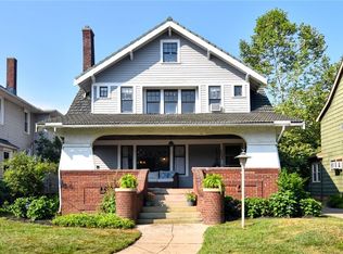 17930 Rosecliff Rd, Cleveland, OH 44119