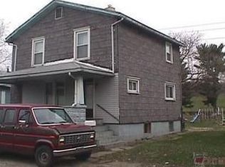 672 Wilson Ave, Coshocton, OH 43812