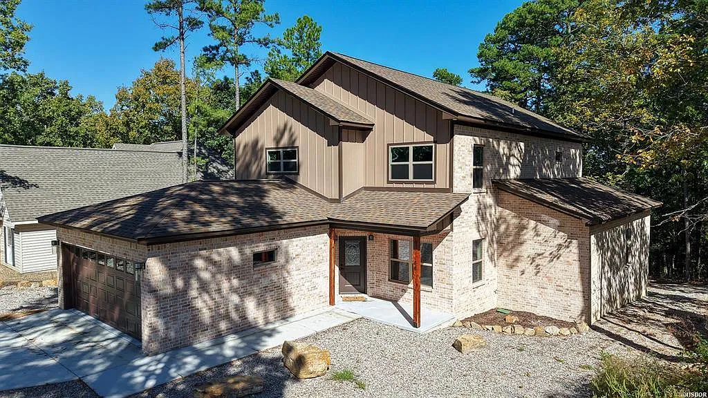 44 Alicante Rd - 1 — Photo 1