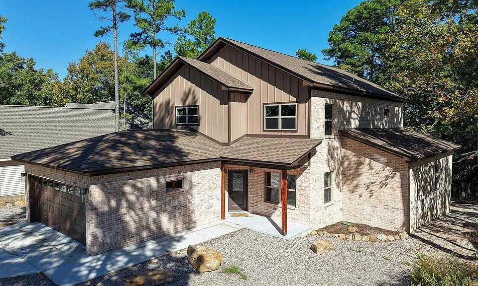 44 Alicante Rd
