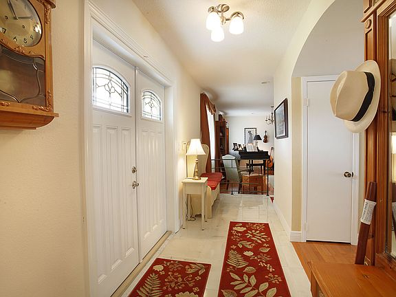 4th image of 13800 SW 78th Ct