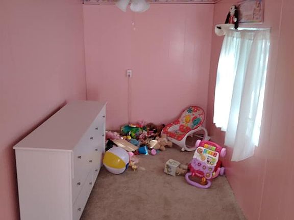 2nd image of 1510 Chandler Dr