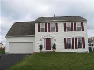 8266 Wheatberry Way, Clay, NY 13041