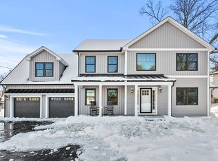 5 Chester St, Worcester, MA 01605