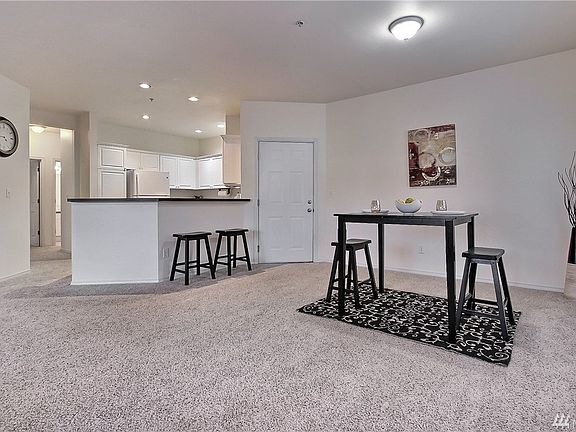 5th image of 2144 Palisade Blvd #B-5