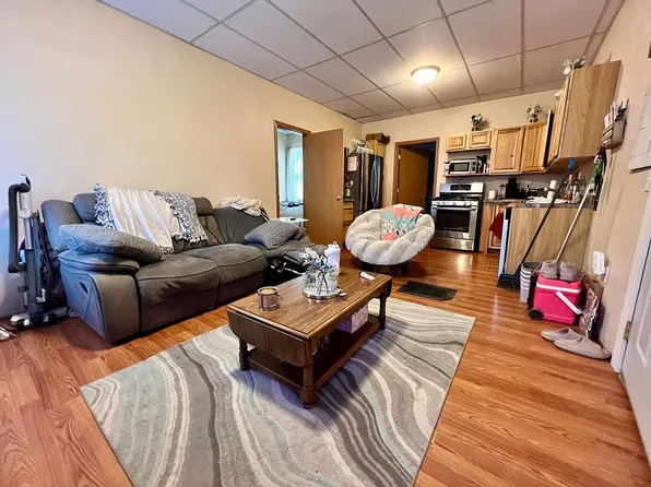 2222 Walnut St, Cedar Falls, IA