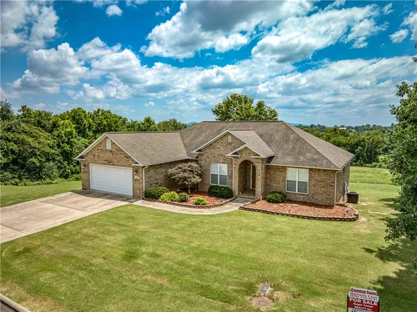 1324 W Holt Ave, Harrison, AR 72601