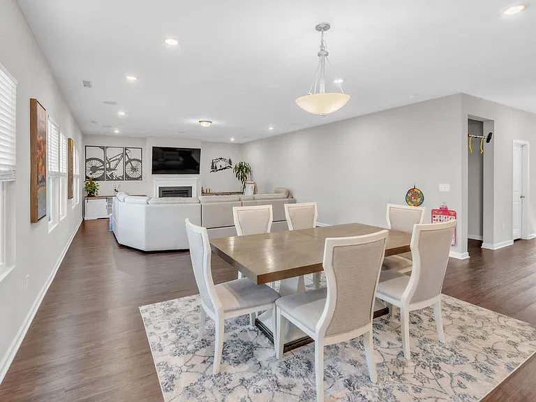 2520 Elm Grant Dr — Photo 10