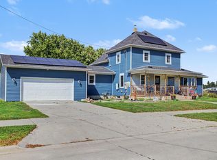 106 South St, Colo, IA 50056