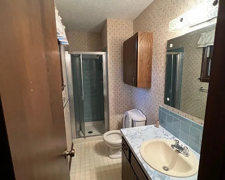 2410 Brookwood Ln — Photo 6