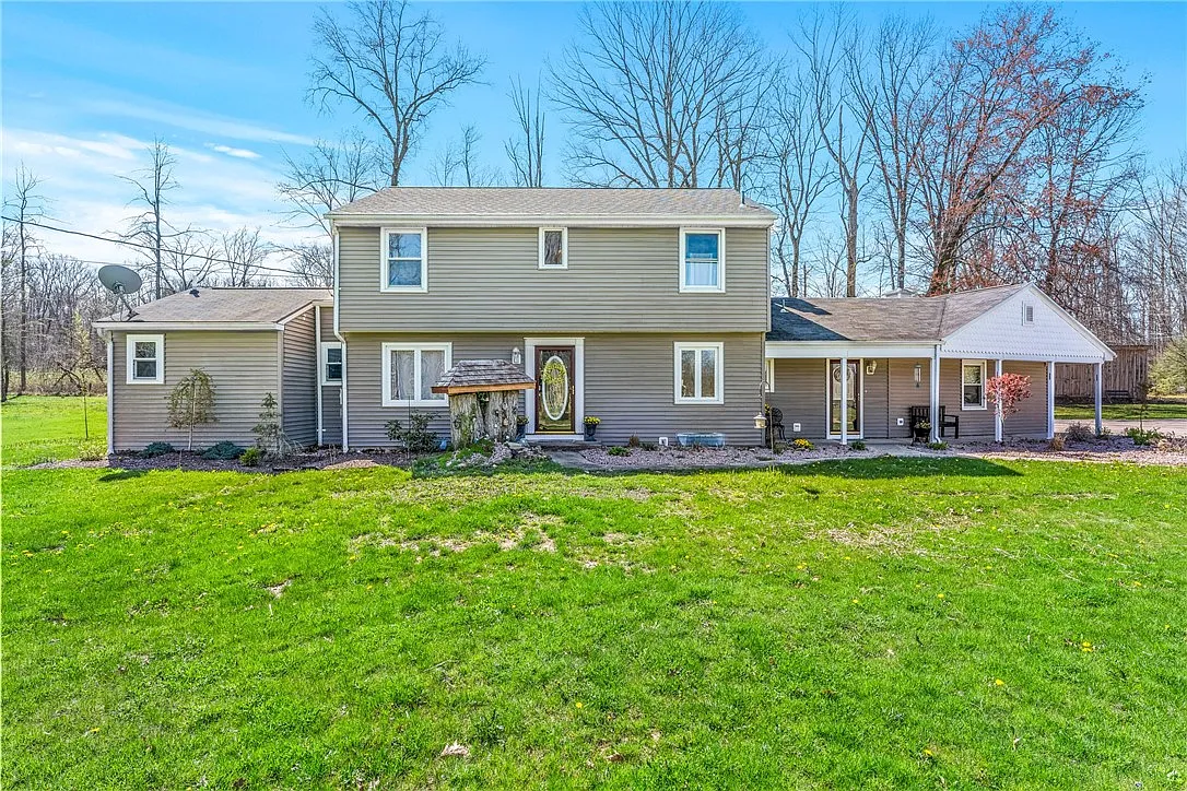 132 Landau Dr photo 1