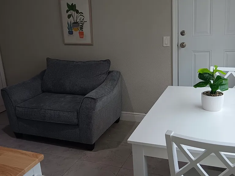 7108 Skylane Dr — Photo 7