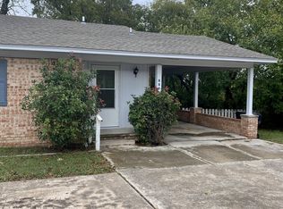 225 E 17th St APT B, Ada, OK 74820