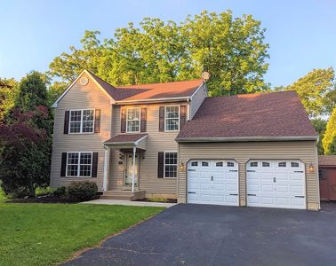 2715 Street Rd, Warrington, PA, 18976