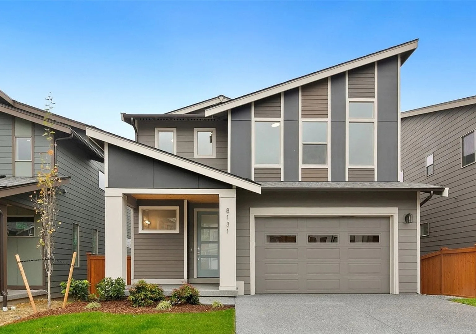 Air Conditioned 4 bed Home in Snohomish with Superb Views — Photo 2