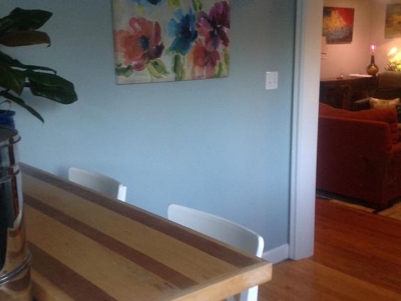 4th image of 221 Fair Oaks St #A