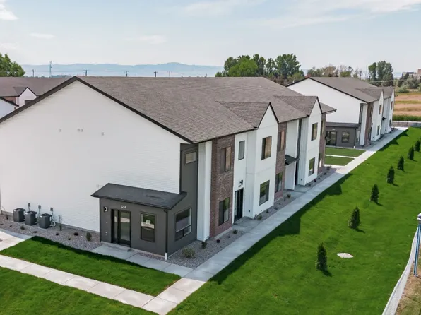 1668 Weatherwood Dr, Idaho Falls, ID 83401