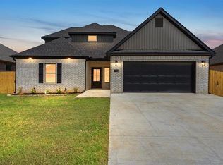 7002 SW Basswood Ave, Bentonville, AR 72713