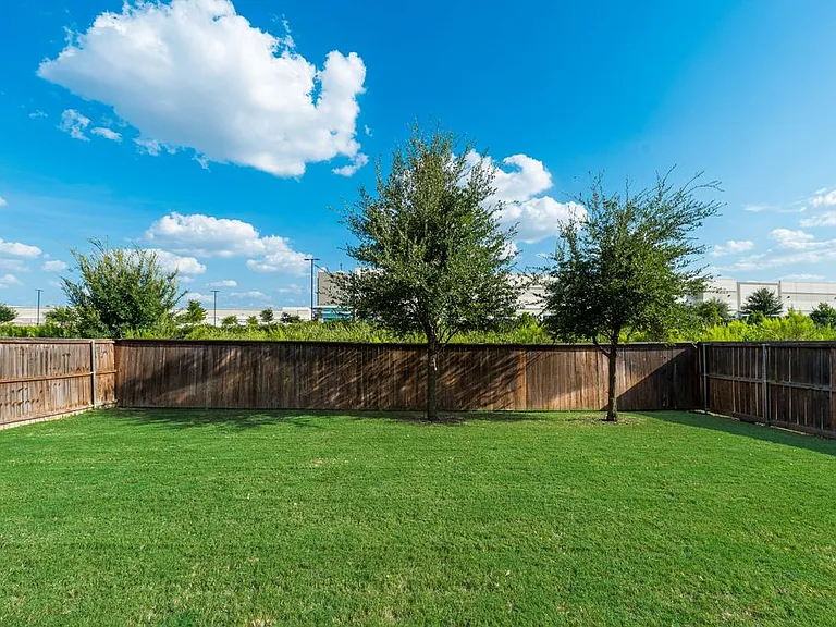 2668 Yacht Club Dr — Photo 31