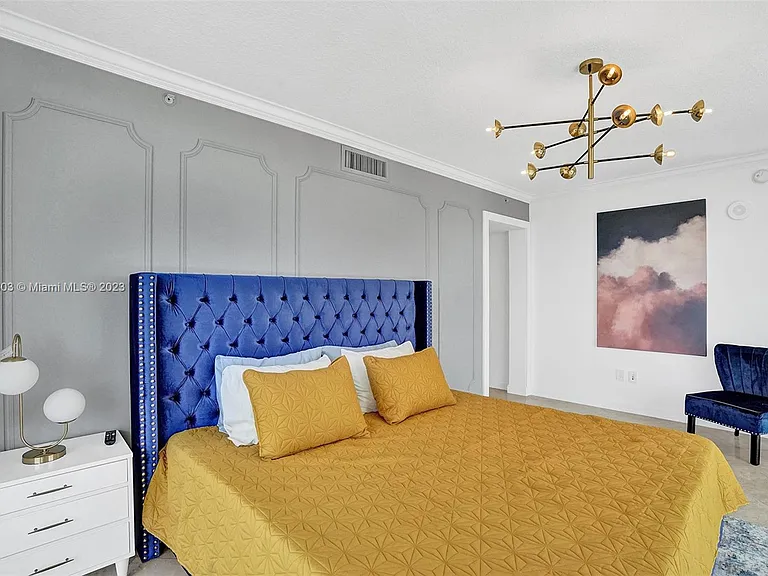 16699 Collins Ave #1908 — Photo 11