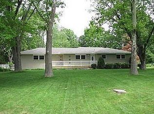 22 Lantern Ln, Forsyth, IL 62535
