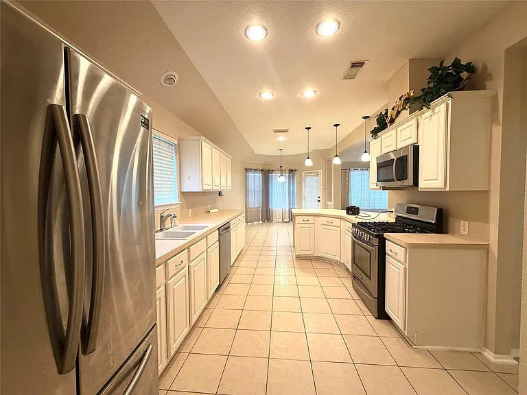 16606 Cold Harbor Ln — Photo 4