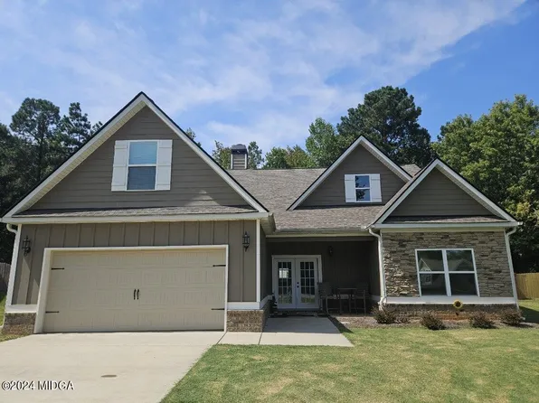 162 Stone Brooke Dr, Gray, GA 31032