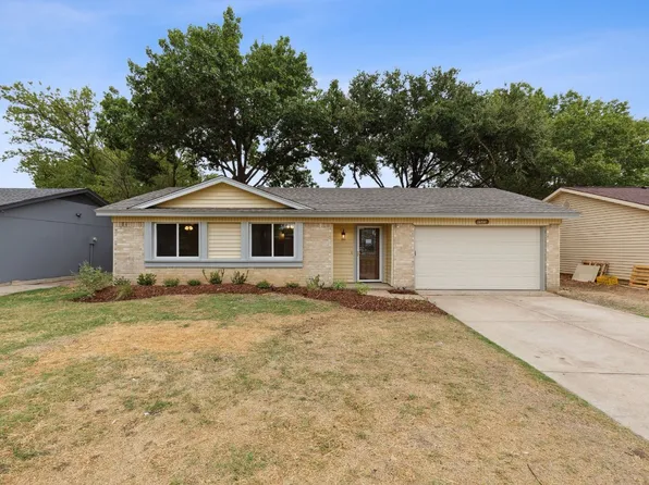 2521 Meadow Lark Ln, Irving, TX 75060