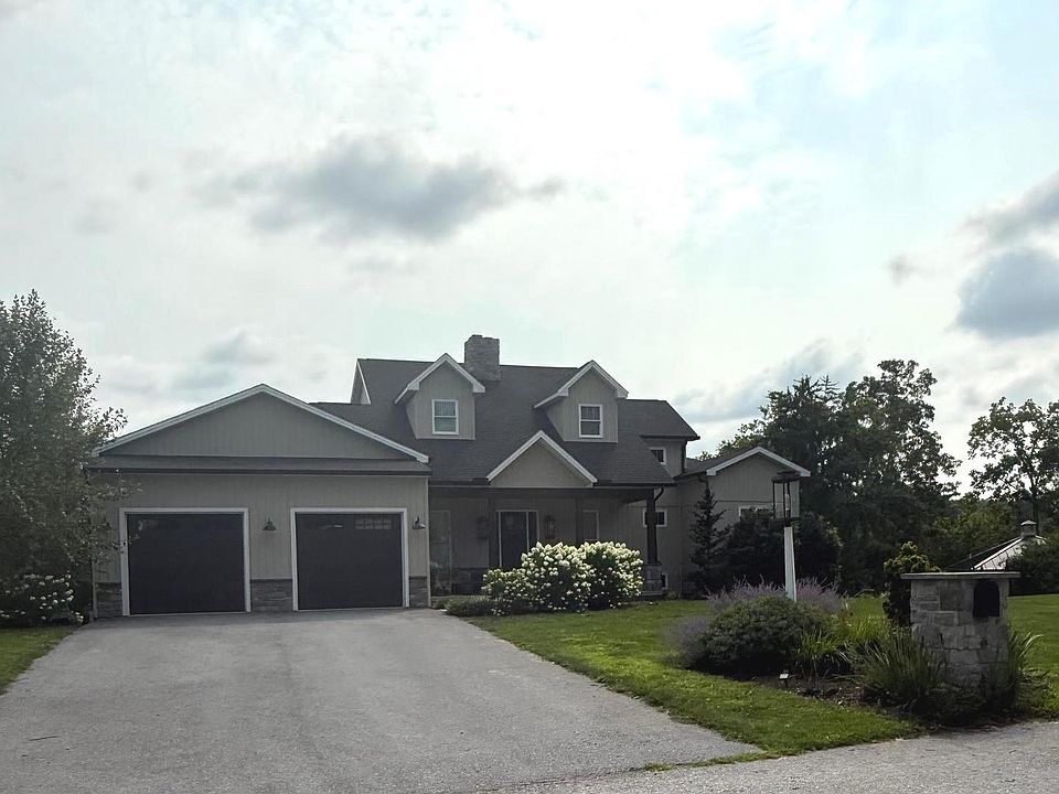 1st image of 6 Creekside Ln
