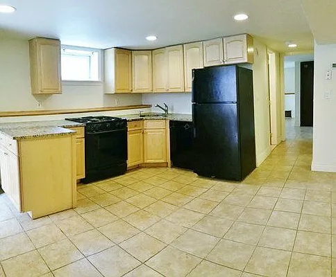 Rented by Azure Realty NY LLC | media 24