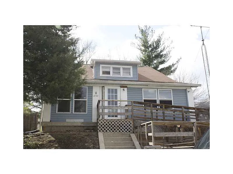 2266 Union St photo 1