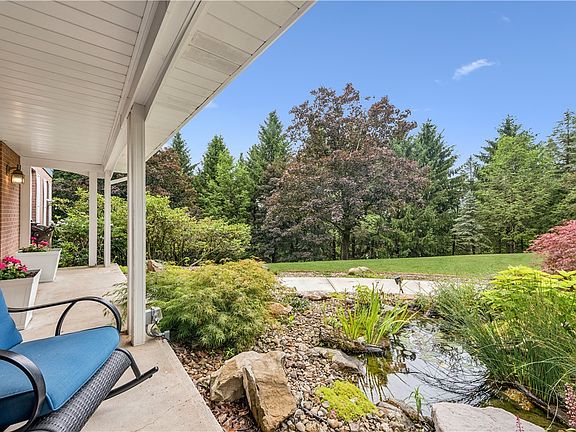 2nd image of 4019 Mayflower Ct