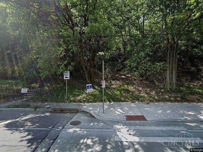 1st image of 1829 Westwood Ave