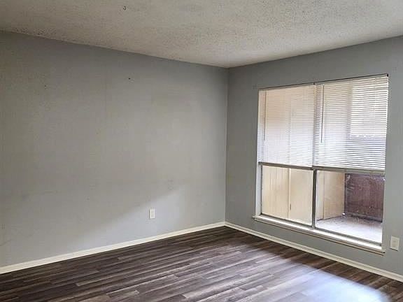 4th image of 7714 Renwick Dr APT 72