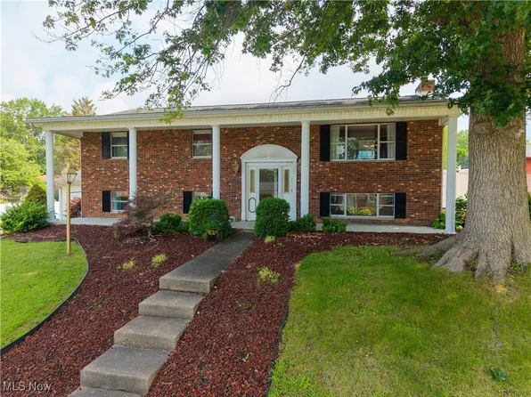 1701 19th Ave, Parkersburg, WV 26101