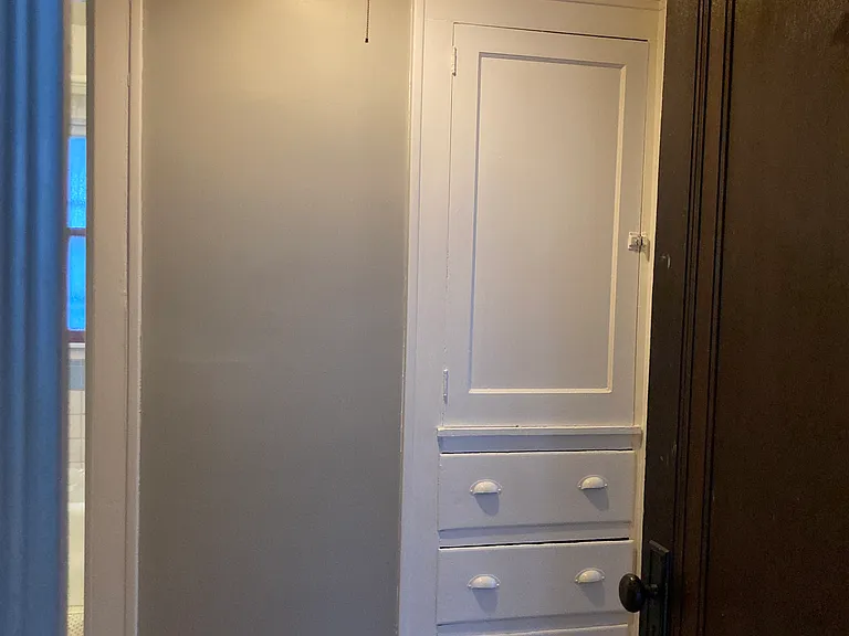 2125 Wyandotte Ave #2 — Photo 6