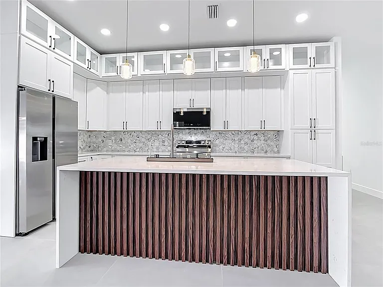 174 Ingram Blvd — Photo 6