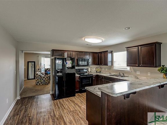 4th image of 104 Auburn Cir