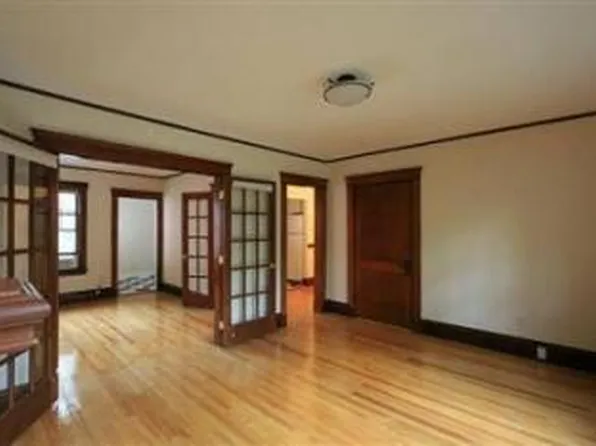 11 Story St, Cambridge, MA 02138