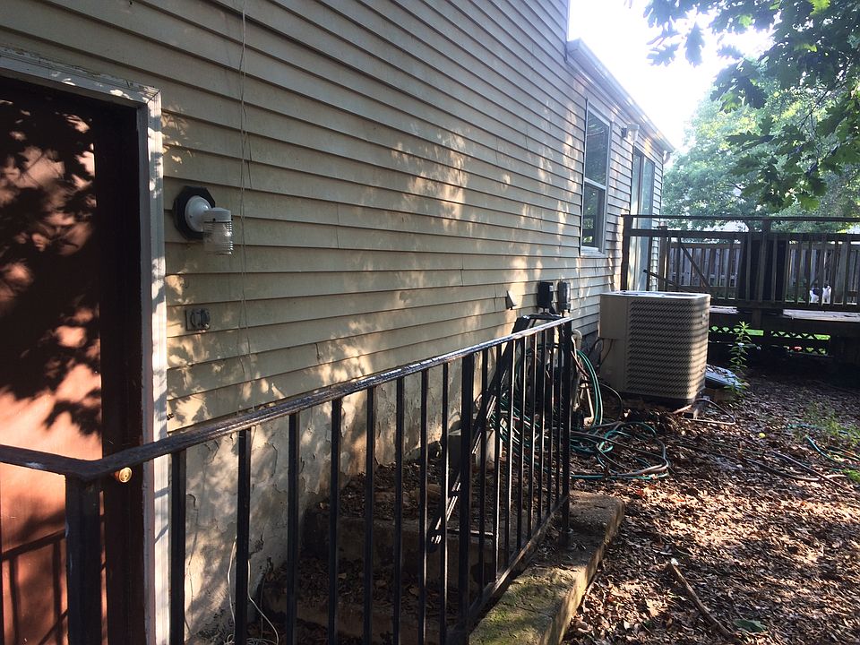 2nd image of 4416 Quillen Cir