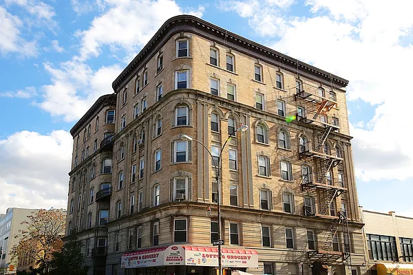 Rented by C&C Apartment Management LLC | media 13